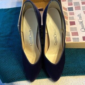 Vintage QualiCraft Women's Purple Pointed-Toe Pumps